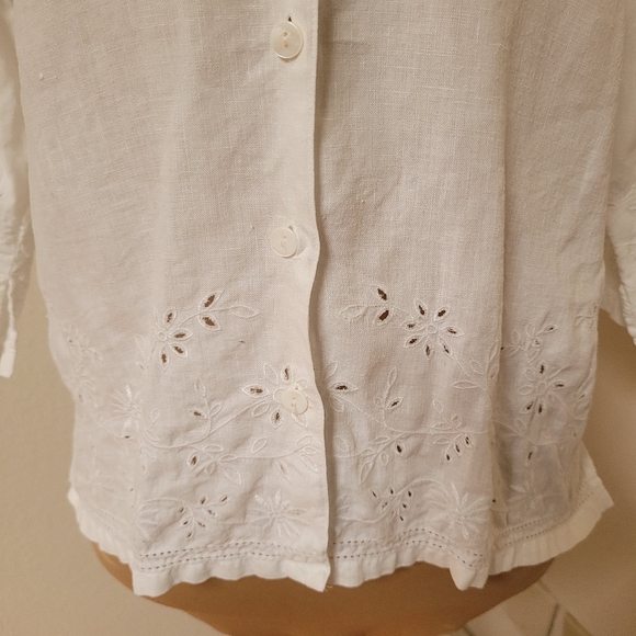 Charter Club White Linen Blouse Eyelet at Hem and 3/4 Sleeves - Picture 3 of 8